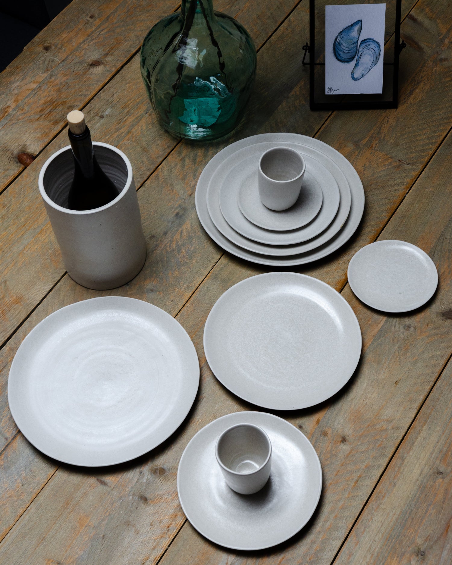 Set met mosselservies, stoneware, handgemaakt van mossel schelpen